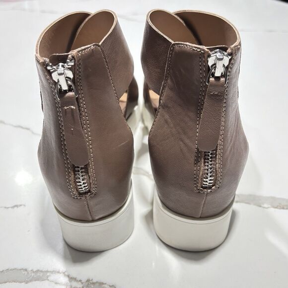 Steven By Steve Madden Keanna Cross Straps Taupe Platform Wedge Sandals Size 10 - Picture 3 of 15